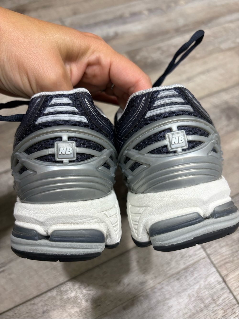 New Balance 1906R Eclipse athletic shoes sneakers - Picture 6 of 8